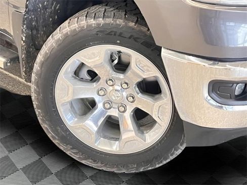 Used 2019 RAM 1500 Big Horn image 30