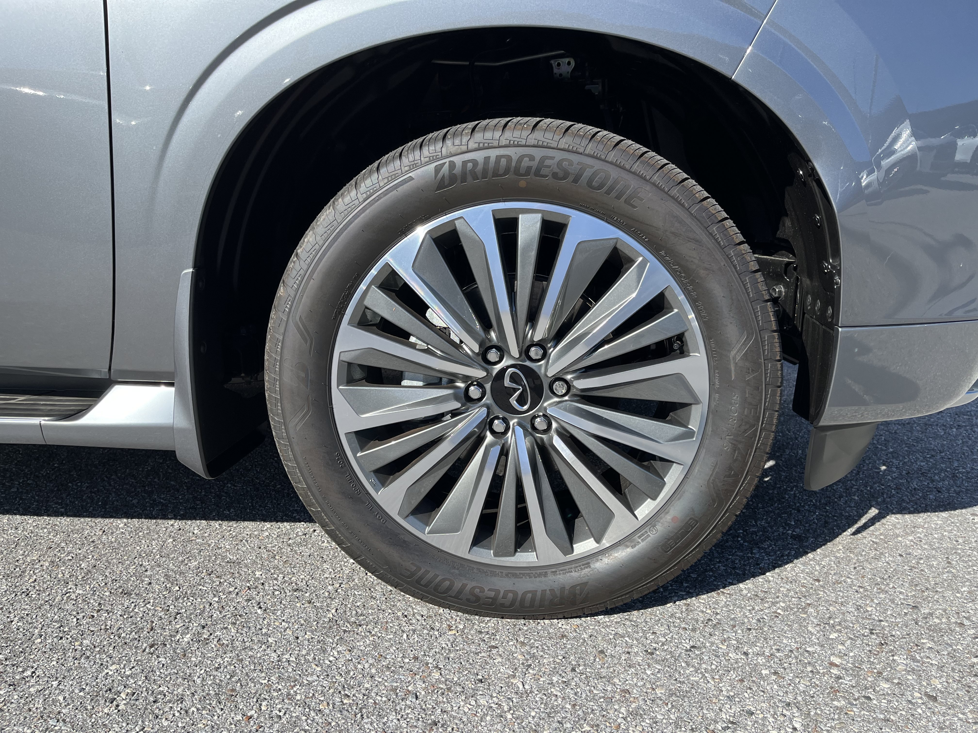 New 2027 INFINITI QX80 Luxe w/ Cargo Package RWD image 8