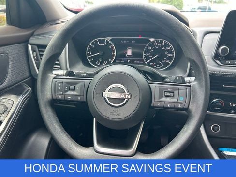 Used 2023 Nissan Rogue SV FWD image 17