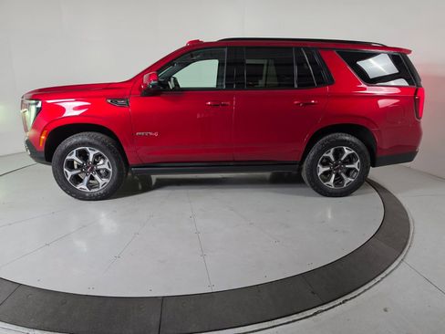 Used 2025 GMC Yukon AT4 Ultimate image 2