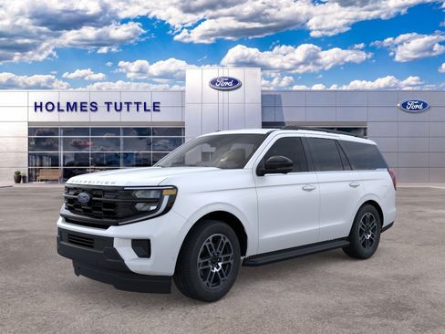 New 2026 Ford Expedition Active AWD/4WD image 1