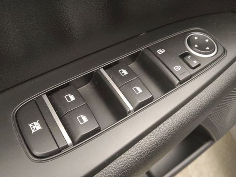 Used 2024 Kia Forte LX FWD image 27
