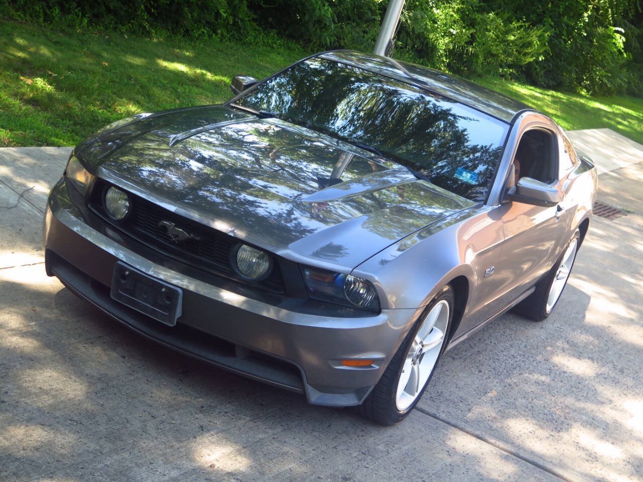 Used 2011 Ford Mustang GT Premium RWD image 17
