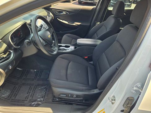 Certified 2025 Chevrolet Malibu LT FWD image 20