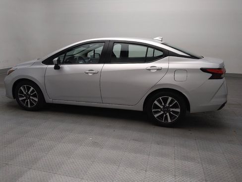 Used 2025 Nissan Versa SV FWD image 3