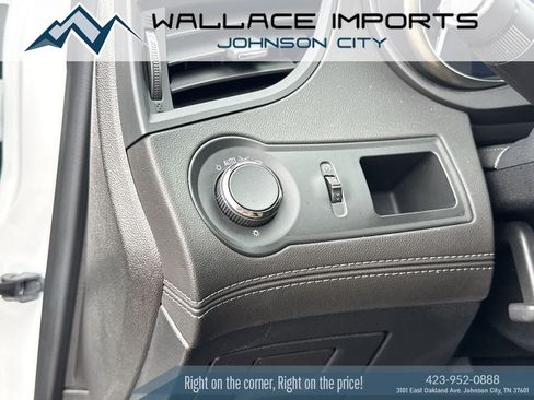 Used 2016 Buick LaCrosse Leather FWD image 27