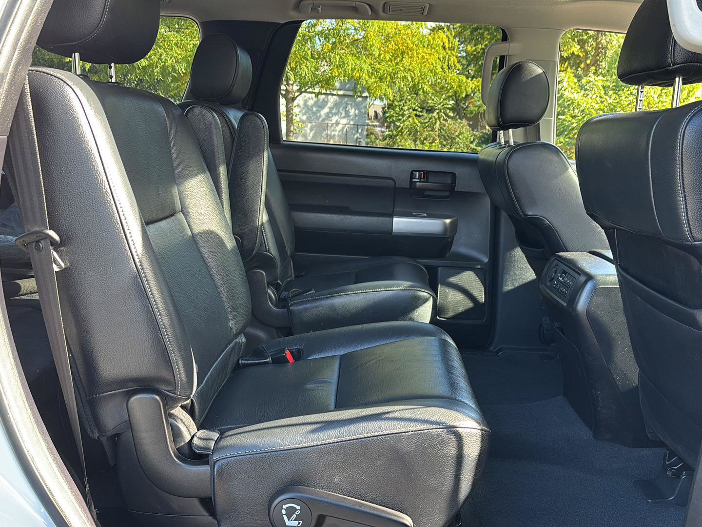 Used 2019 Toyota Sequoia 4WD image 16