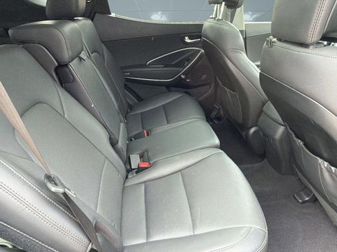 Used 2018 Hyundai Santa Fe Sport w/ 2.0T Ultimate Tech Package 05 FWD image 29