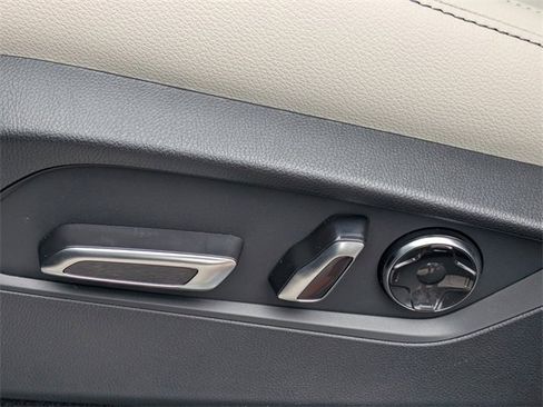 New 2025 Acura RDX SH-AWD image 21