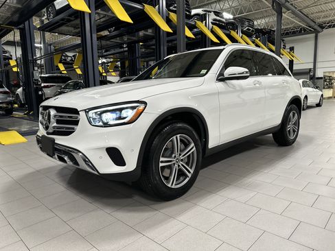 Certified 2022 Mercedes-Benz GLC 300 4MATIC image 16