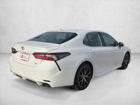 Certified 2024 Toyota Camry SE image 5