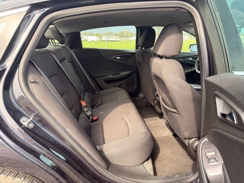 Used 2023 Chevrolet Malibu LT FWD image 26