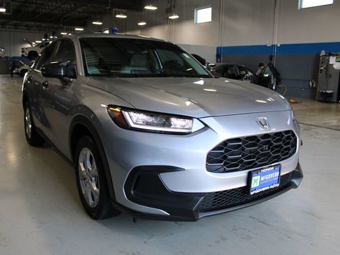 Used 2025 Honda HR-V LX image 4