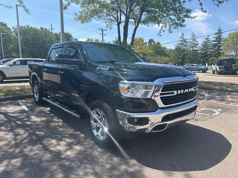 Used 2019 RAM 1500 Big Horn AWD/4WD image 3
