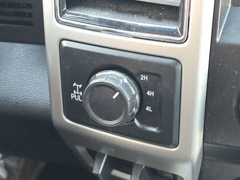 Used 2020 Ford F250 Lariat w/ Lariat Value Package AWD/4WD image 23