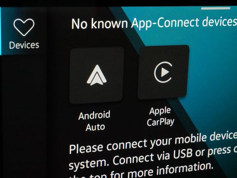 Certified 2025 Volkswagen Atlas Cross Sport SE image 30