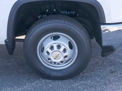 New 2026 Chevrolet Silverado 3500 W/T image 5