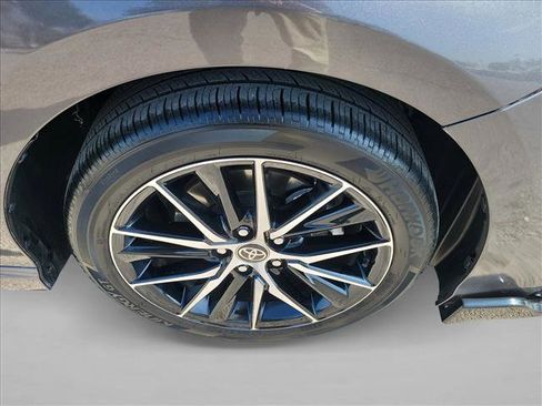 Used 2023 Toyota Camry SE image 10