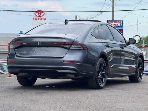 Used 2025 Honda Accord SE image 5