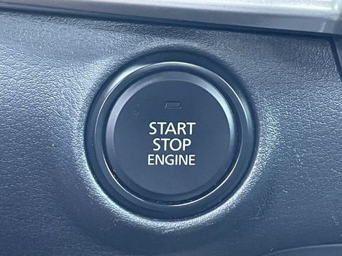 Used 2024 MAZDA MAZDA3 s FWD image 21