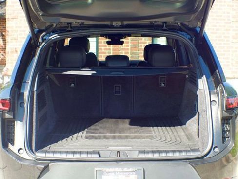 Used 2024 Land Rover Range Rover Sport SE image 52