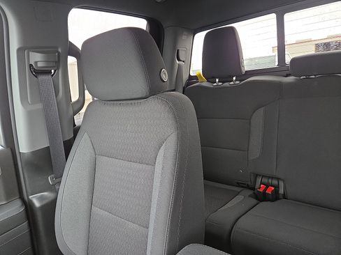 Used 2026 Chevrolet Silverado 1500 LT w/ Convenience Package II RWD image 15