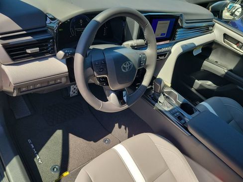 New 2026 Toyota Camry SE w/ Convenience Package FWD image 8