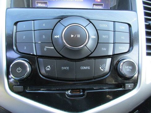 Used 2015 Chevrolet Cruze LT w/ Sun And Sound Package image 26