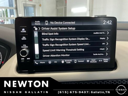 Used 2025 Honda HR-V EX-L image 29