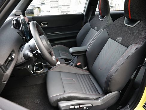 New 2026 MINI Cooper S image 19