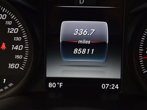 Used 2016 Mercedes-Benz C 300 Sedan w/ Surround View Package image 26