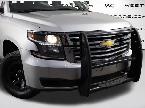 Used 2019 Chevrolet Tahoe 2WD w/ Enhanced Driver Alert Package image 44