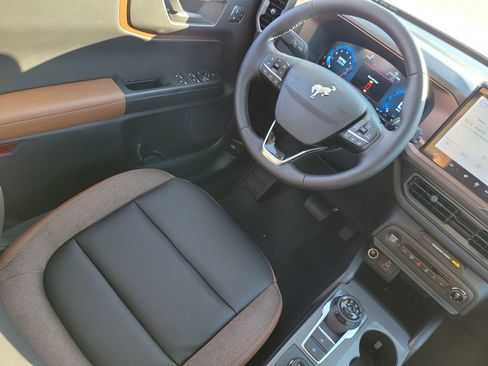 New 2025 Ford Bronco Sport Outer Banks w/ Outer Banks Tech Package+ AWD/4WD image 16