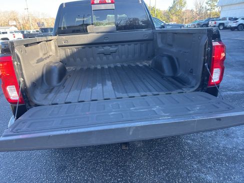 Used 2018 Chevrolet Silverado 1500 LTZ Z71 w/ LTZ Plus Package image 9