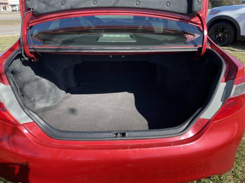 Used 2012 Toyota Camry SE image 9