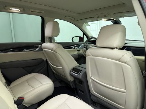 Used 2024 Cadillac XT6 Premium Luxury w/ Technology Package FWD image 26