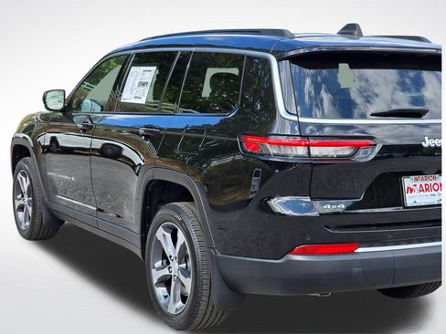 New 2026 Jeep Grand Cherokee L Limited w/ Trailer Tow Package AWD/4WD image 42