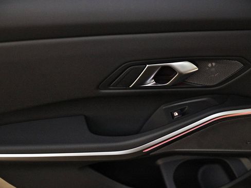 New 2026 BMW 330i Sedan w/ M Sport Package image 22