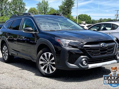 Certified 2025 Subaru Outback Limited XT AWD/4WD image 2