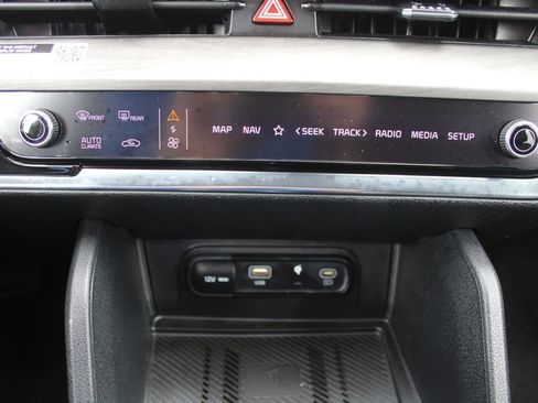 Certified 2023 Kia Sportage X-Line w/ X-Line Premium Package image 40