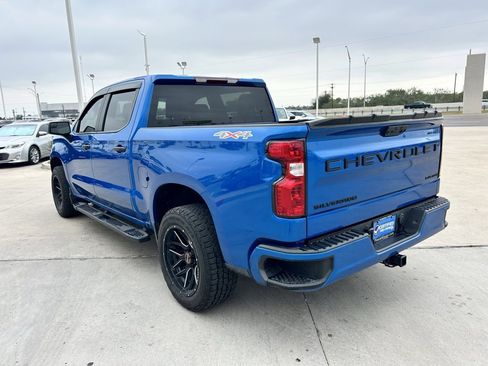 Used 2023 Chevrolet Silverado 1500 Custom w/ LPO, Dark Essentials Package image 5