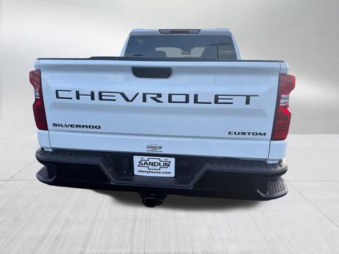 New 2026 Chevrolet Silverado 1500 Custom Trail Boss w/ Dark Appearance Package image 8