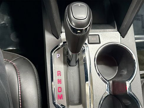 Used 2017 GMC Terrain SLT w/ Driver Alert Package I image 15