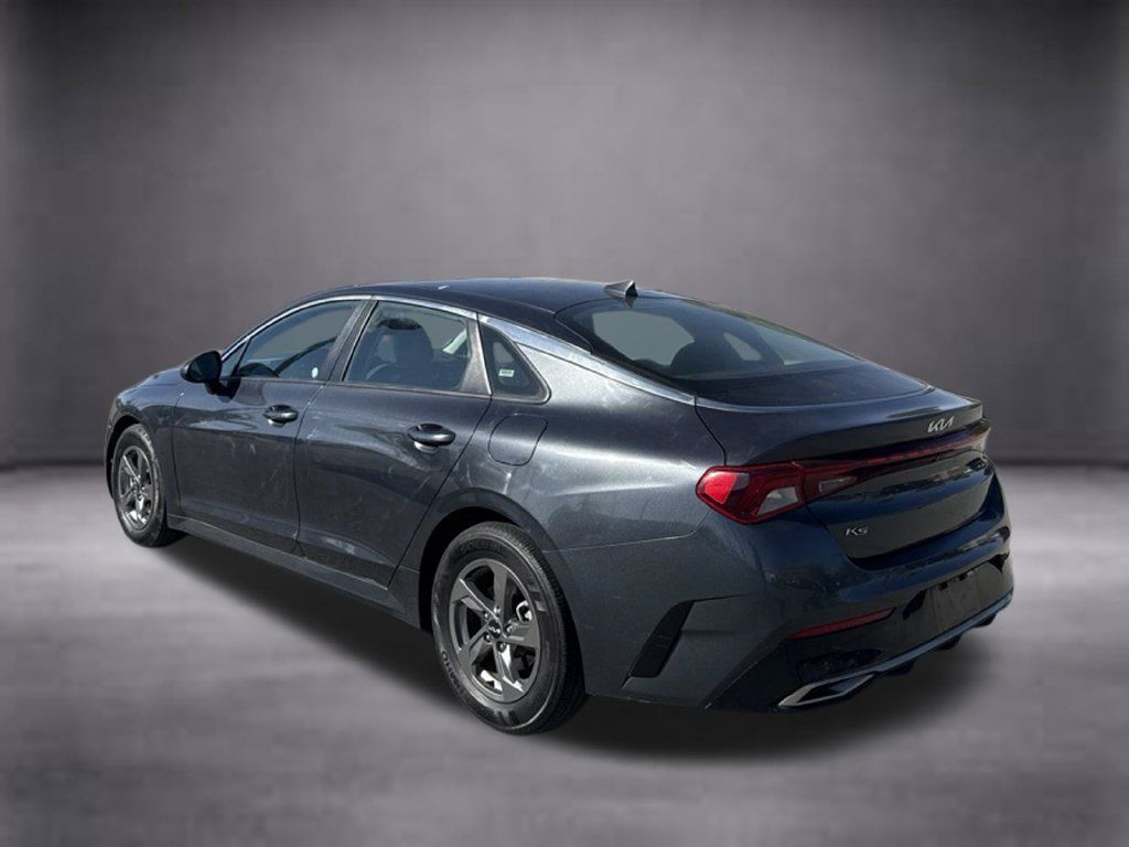 Used 2022 Kia K5 LXS FWD image 6