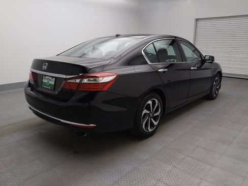 Used 2016 Honda Accord EX image 9