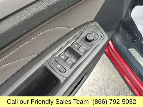 Used 2022 Volkswagen Atlas SEL R-Line AWD/4WD image 13