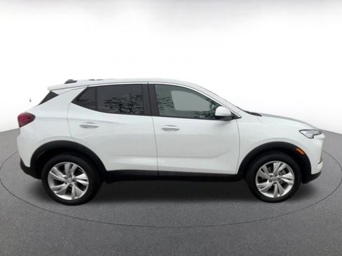 Used 2025 Buick Encore GX Preferred image 16