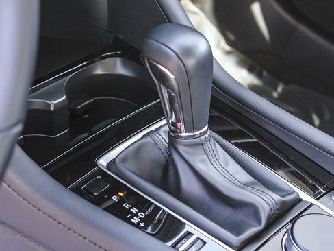 Used 2025 MAZDA MAZDA3 s image 19