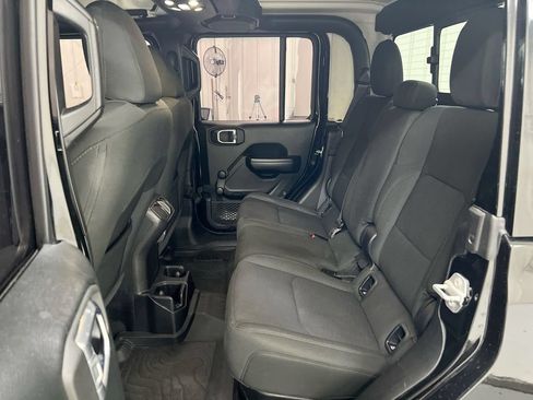 Used 2021 Jeep Gladiator Sport w/ Auxiliary Switch Group AWD/4WD image 22