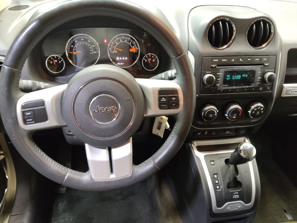 Used 2016 Jeep Compass High Altitude AWD/4WD image 22